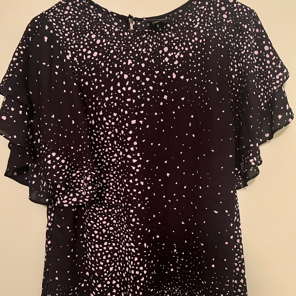 Worthington Flutter Sleeve Blouse